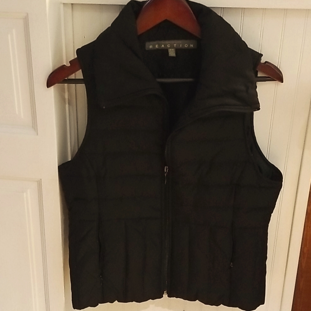Kenneth Cole Reaction down vest